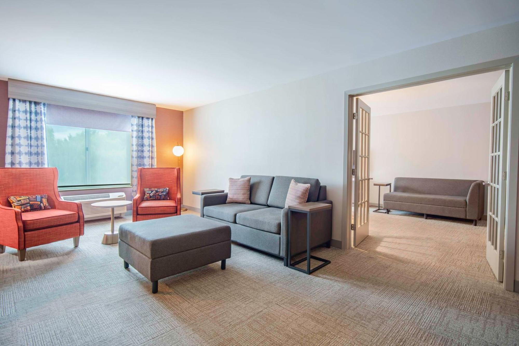 Hilton Garden Inn Danbury Buitenkant foto