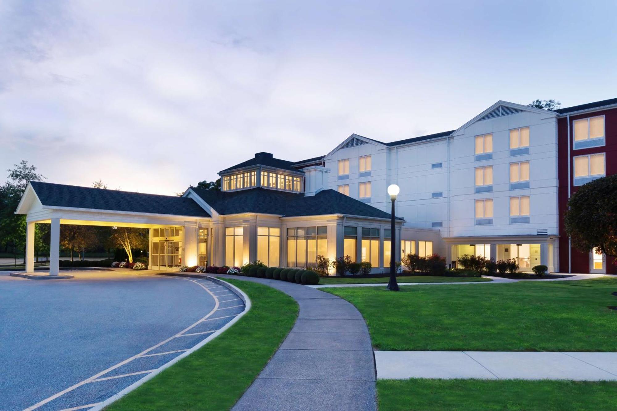 Hilton Garden Inn Danbury Buitenkant foto