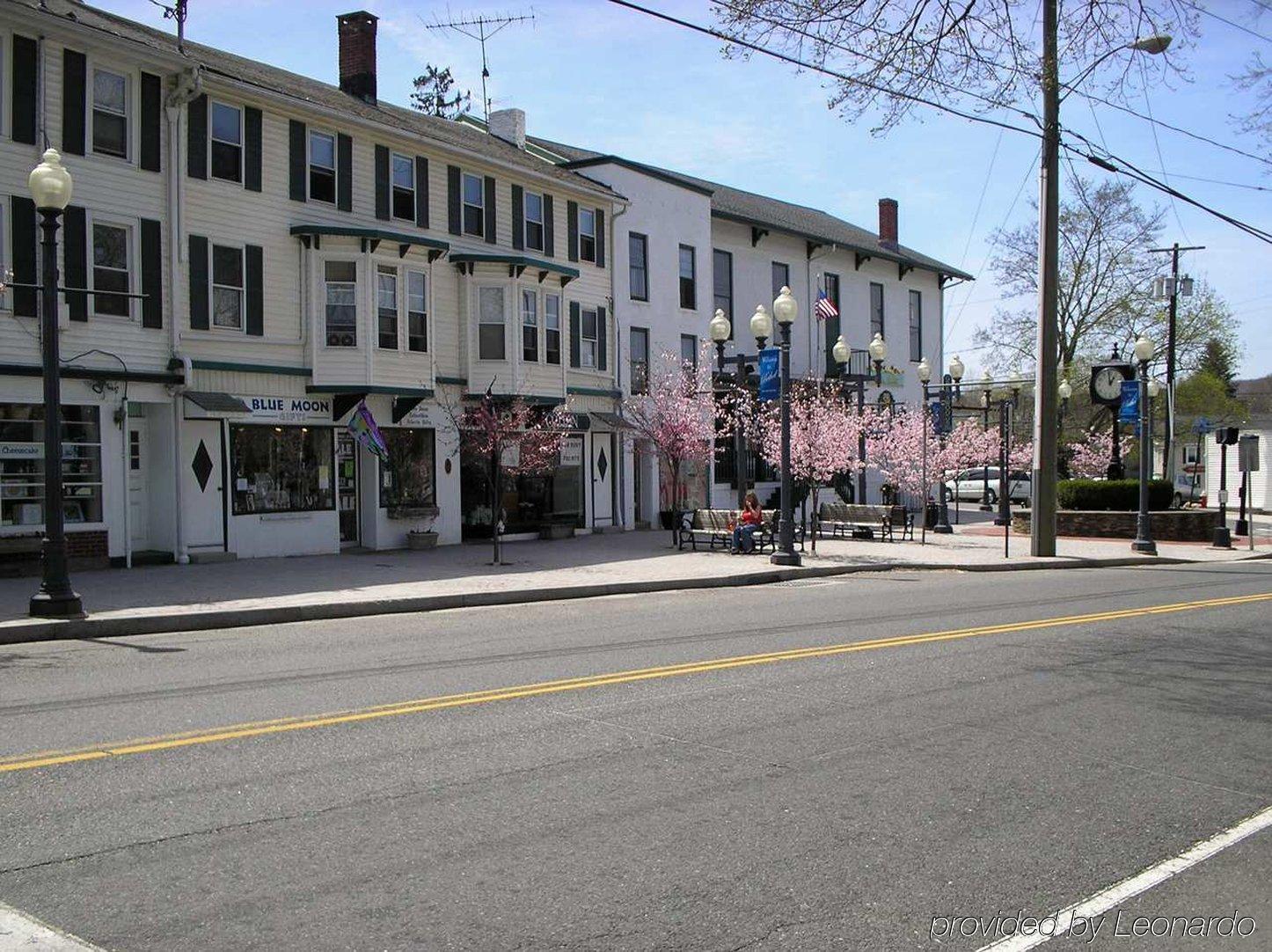 Hilton Garden Inn Danbury Buitenkant foto