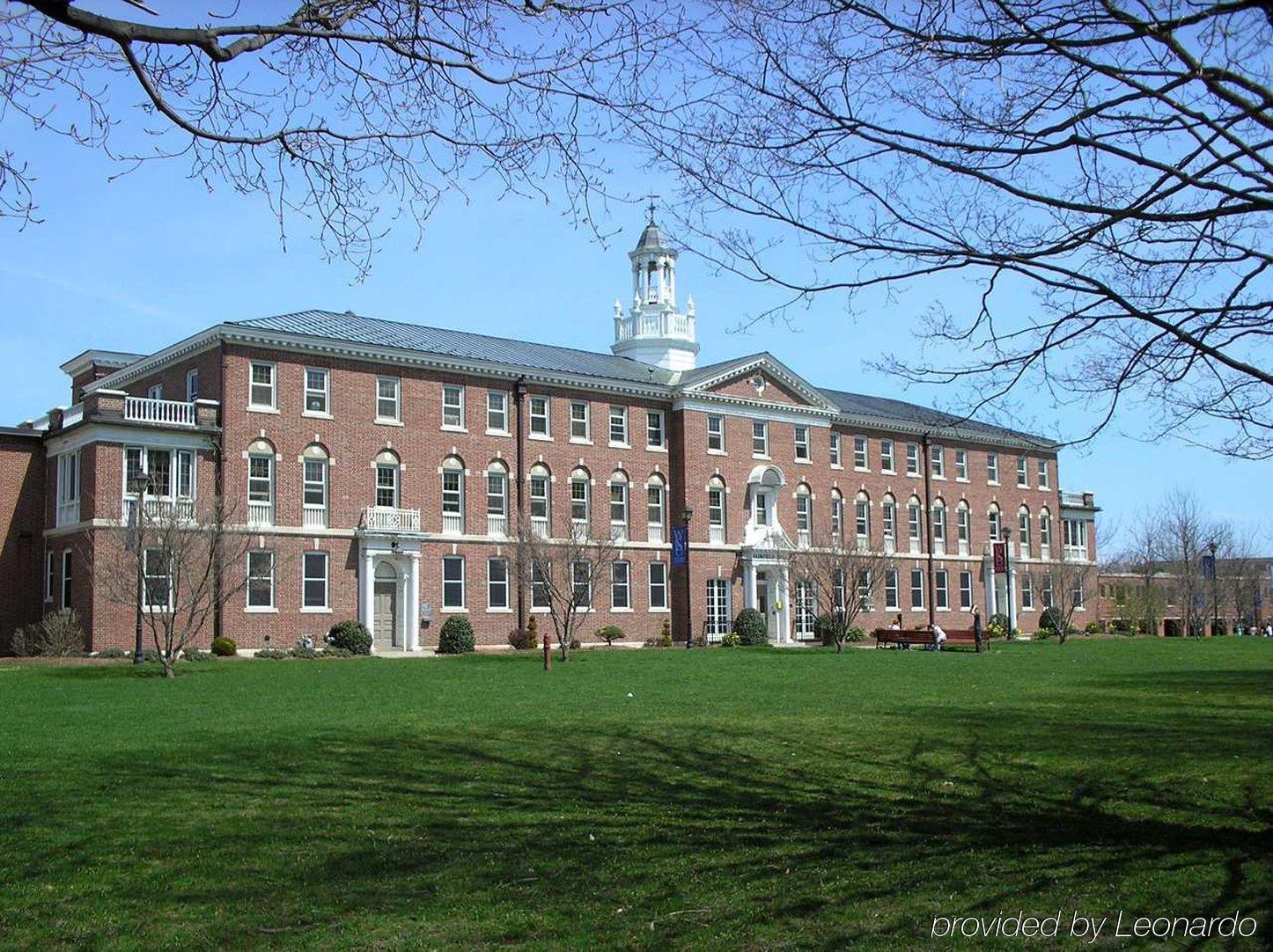 Hilton Garden Inn Danbury Buitenkant foto